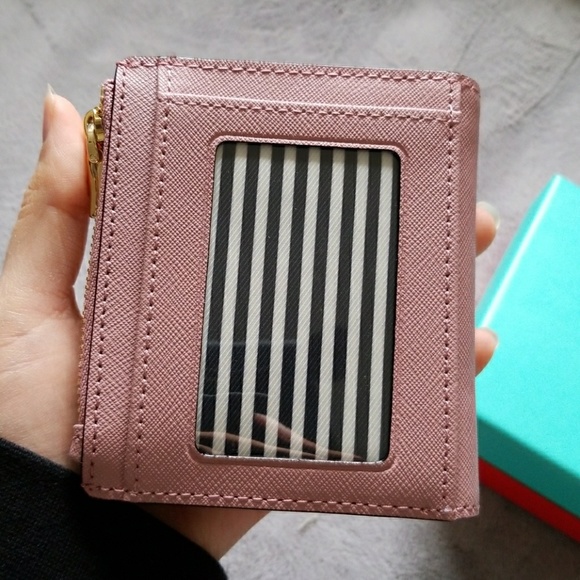 🔴SOLD🔴Kate Spade small wallet - Picture 3 of 6
